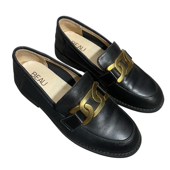 Beau Today Shoes - BEAU Today leather loafers with chain link detail